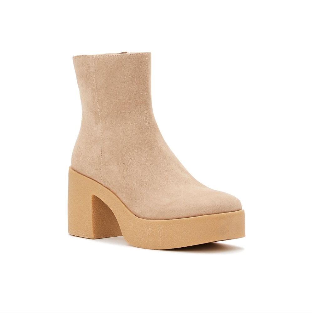 Chelsea Boot Heels - Picture 3 of 7